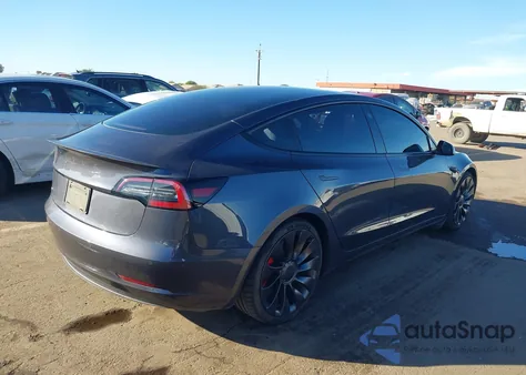 2021 Tesla Model 3 Performance Dual Motor All-Wheel Drive z USA, uszkodzony, nr VIN 5YJ3E1EC4MF988480